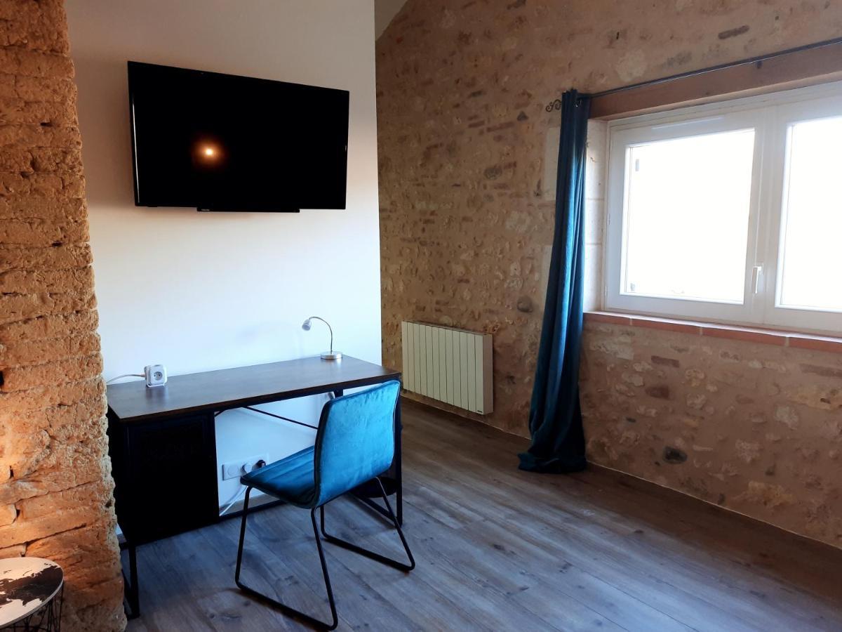 Les Chambres De Lili Saint-Loup  Eksteriør billede